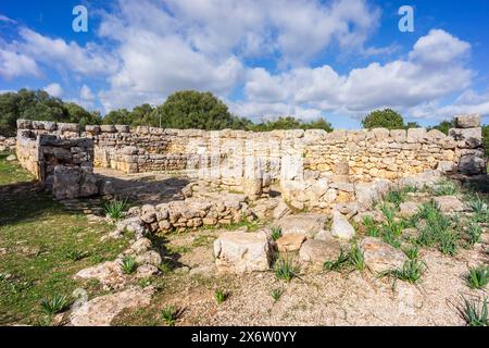 Sito archeologico Hospitalet Vell, stanze nel recinto murato, Maiorca, Isole Baleari, Spagna. Foto Stock