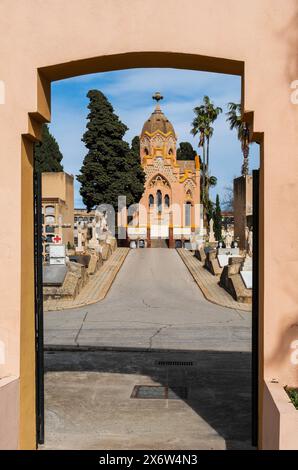 Blick auf die Kapelle des Friedhof Les Corts a Barcellona, spagnolo Barcellona Katalonien Spanien *** Vista della cappella del cimitero Les Corts a Barcel Foto Stock