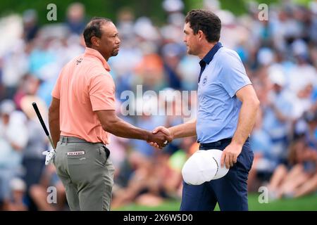 Tiger Woods degli Stati Uniti, Keegan Bradley degli Stati Uniti in azione durante il primo round del campionato PGA 2024 al Valhalla Golf Club on M Foto Stock