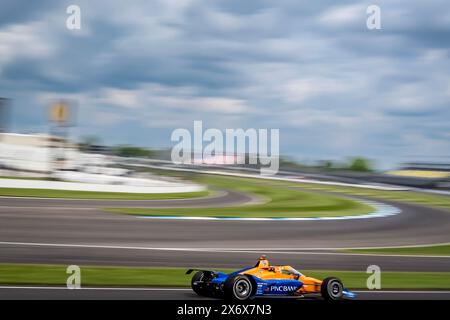 Speedway, Indiana, Stati Uniti. 16 maggio 2024. SCOTT DIXON (9) di Auckland, nuova Zelanda, pratica per la 108a corsa della 500 miglia di Indianapolis all'Indianapolis Motor Speedway di Speedway, IN. (Immagine di credito: © Grindstone Media Group/ASP) SOLO PER USO EDITORIALE! Non per USO commerciale! Foto Stock