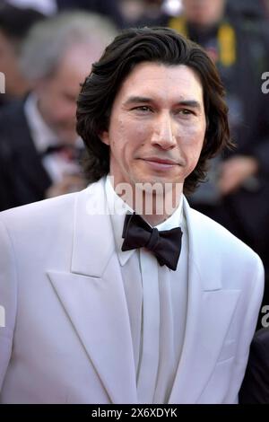 Cannes, Francia. 16 maggio 2024. CANNES, FRANCIA - 16 MAGGIO: Adam driver partecipa al "Megalopolis" Red Carpet al 77° Festival annuale di Cannes al Palais des Festivals il 16 maggio 2024 a Cannes, Francia. Credito: dpa/Alamy Live News Foto Stock