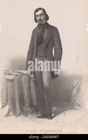 Ritratto di Henryk Wieniawski, la babysitter si trova accanto a un tavolo con il suo violino e spartiti. Nella sua mano sinistra ha un bastone da passeggio., stampa, stampatore: Johan Hendrik Hoffmeister, (menzionato sull'oggetto), stampatore: Koninklijke Steendrukkerij van E. Spanier, (menzionato sull'oggetto), stampatore: Paesi Bassi, stampatore: L'Aia, 1851 - c. 1883, carta, altezza, 480 mm x larghezza, 330 mm Foto Stock