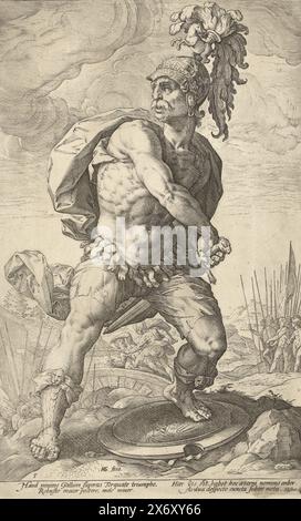 Titus Manlius Torquatus, The Roman Heroes (titolo della serie), l'eroe Titus Manlius Torquatus in tutta la sua lunghezza, sprovvisto della sua spada. Sullo sfondo potete vedere come sconfigge una Gallia su un ponte. Sotto la scena ci sono due versi in latino., stampa, stampatore: Hendrick Goltzius, (menzionato sull'oggetto), su disegno di: Hendrick Goltzius, Franco Estius, (menzionato sull'oggetto), Haarlem, 1586, carta, incisione, altezza, 373 mm x larghezza, 233 mm Foto Stock