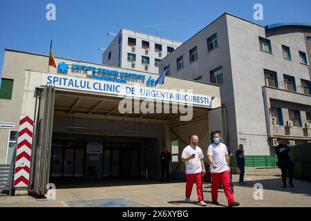 Bucarest, Romania. 16 maggio 2024: Floreasca Emergency Clinical Hospital Bucharest, dove si svolge la conferenza stampa organizzata da Romtransplant e dalla società europea di trapianto di organi, che annuncia l'organizzazione del Congresso ROMTRANSPLANT, 8-9 ottobre 2024 a Bucarest e lancia il concetto di "morte cardiocircolatoria" per il dibattito nello spazio pubblico. Crediti: Lucian Alecu/Alamy Live News Foto Stock