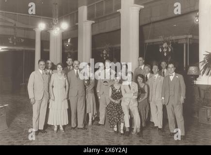 Cena di addio BB in solo, cena di addio in solo. C'è una lista di nomi sul retro., foto, anonimo, solo, dicembre 1930, supporto fotografico, altezza, 20,5 cm x larghezza, 29 cm Foto Stock