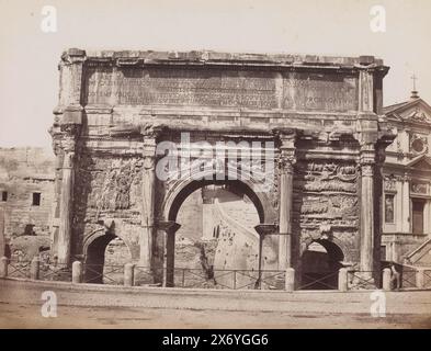 Arco di Settimo Severo, Roma, Arco di Settimo Severo. Roma (titolo sull'oggetto), fotografia, Roberto Rive, (menzionato sull'oggetto), Roma, 1860 - 1889, carta, stampa albume, altezza, 199 mm x larghezza, 254 mm Foto Stock