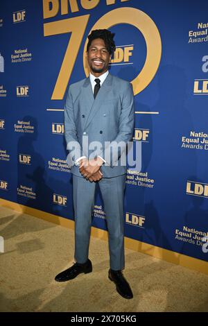 Jon Batiste partecipa alla 36a cena del National Equal Justice Awards del Legal Defense Fund alla Glasshouse il 16 maggio 2024 a New York. Foto Stock