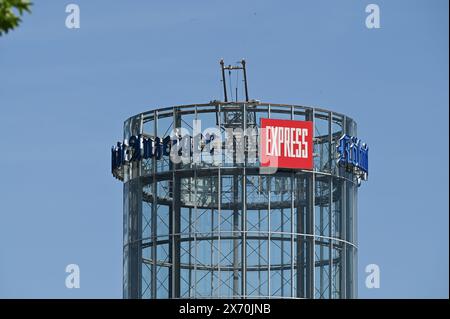 Colonia, Germania. 12 maggio 2024. Amministrazione e redazione del gruppo editoriale M. Dumont Schauberg nella Neven Dumont Haus. È qui che vengono pubblicati i giornali in abbonamento Kölner Stadt-Anzeiger, Kölnische Rundschau e l'edicola Newspaper EXPRESS, tra gli altri crediti: Horst Galuschka/dpa/Alamy Live News Foto Stock