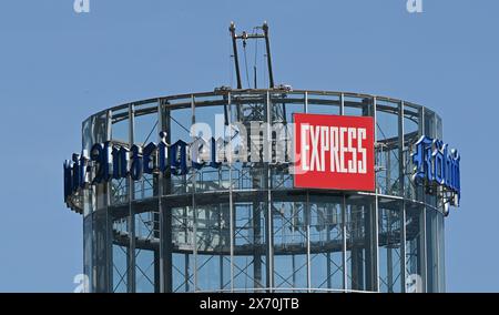 Colonia, Germania. 12 maggio 2024. Amministrazione e redazione del gruppo editoriale M. Dumont Schauberg. Tra gli altri, i giornali in abbonamento Kölner Stadt-Anzeiger, Kölnische Rundschau e l'edicola Newspaper EXPRESS sono pubblicati qui Credit: Horst Galuschka/dpa/Alamy Live News Foto Stock