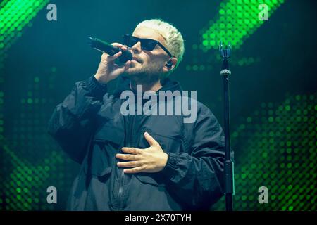 Verona, Italia. 16 maggio 2024. Il cantautore italiano Gazzelle, pseudonimo di Flavio Bruno Pardini, si esibisce sul palco dell'Arena di Verona per il suo speciale spettacolo dal vivo il 16 maggio 2024 a Verona. (Foto di Roberto Tommasini/NurPhoto) credito: NurPhoto SRL/Alamy Live News Foto Stock