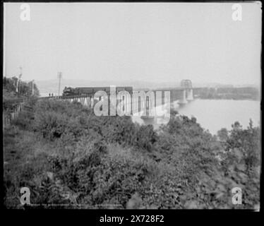 Attraversa Susquehanna, Phila. Div., Jacket title: Bridge over the Susquehanna River, West end, Pennsylvania., 'Jackson, Denver, foto", "221" e "1871" su negativo., commissionato da Baltimore & Ohio Railroad., Detroit Publishing Co. n. 01871., Gift; State Historical Society of Colorado; 1949, Rivers. , Ferrovie. , Ponti ferroviari. , Stati Uniti, Pennsylvania. , Stati Uniti, Susquehanna River. Foto Stock