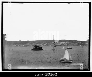 The Wreck of the Maine, Havana, Cuba, Date based on Detroit, Catalogue J (1901)., Detroit Publishing Co. N. 08858., Gift; State Historical Society of Colorado; 1949, Maine (Battleship) , Battleships, American. , Guerra navale. , Guerra ispano-americana, 1898. , Cuba, l'Avana. Foto Stock