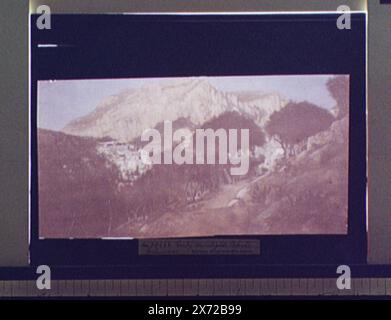 Early Moonlight, Capri, Photograph of a painting by Charles Caryl Coleman., listed in Detroit, Thistle Publications (1912)., Detroit Publishing Co. N.. 29662., Gift; State Historical Society of Colorado; 1949, Moonlight. , Montagne. , Italia, isola di Capri. Foto Stock