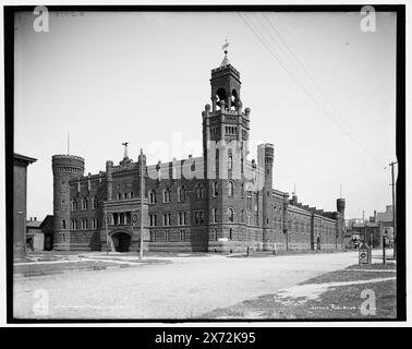 Central Armory, O.N.G. Ohio National Guard, Cleveland, Ohio, 'G 3018' su negative., Detroit Publishing Co. N. 033953., Gift; State Historical Society of Colorado; 1949, Armories. , Stati Uniti, Ohio, Cleveland. Foto Stock