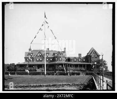 Eastern Yacht Club, Marblehead, Mass., titolo da giacca., '2867' su negativo., Detroit Publishing Co. n. 034124., Gift; State Historical Society of Colorado; 1949, Yacht Club. , Clubhouse. , Stati Uniti, Massachusetts, Marblehead. Foto Stock