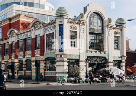 Londra, Regno Unito - 25 settembre 2023: Michelin House al 81 di Fulham Road, Chelsea, Londra, costruita come la prima sede permanente del Regno Unito Foto Stock