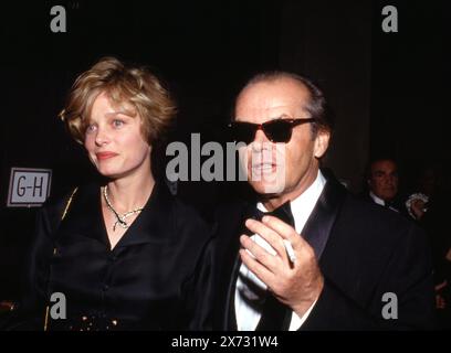 Jack Nicholson e Rebecca Broussard ottobre 1990 crediti: Ralph Dominguez/MediaPunch Foto Stock