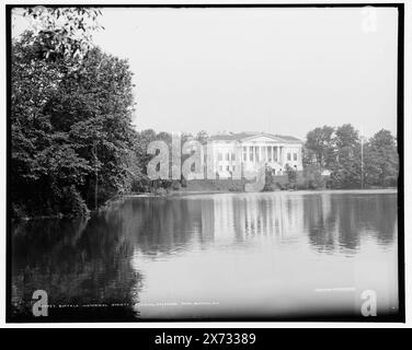 Buffalo Historical Society Building, Delaware Park, Buffalo, N.Y., "G 1821" su negative., Detroit Publishing Co. N. 017957., Gift; State Historical Society of Colorado; 1949, Parks. , Società storiche. , Strutture delle organizzazioni. , Stati Uniti, New York (Stato), Buffalo. Foto Stock