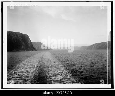 Saguenay River and Cape Trinity, Quebec, Date based on Detroit, Catalogue J (1901)., Detroit Publishing Co. N. 012785., Gift; State Historical Society of Colorado; 1949, Capes (Coasts) , Rivers. , Canada, Quebéc (Provincia), fiume Saguenay. Foto Stock