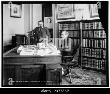 Pay Director Edwin Stewart, Bureau of Supplies and Accounts, Date based on Detroit, Catalogue J (1901)., Detroit Publishing Co. N. 021472., Gift; State Historical Society of Colorado; 1949, Stati Uniti., Marina. , Funzionari governativi, Stati Uniti. , Uffici. Foto Stock