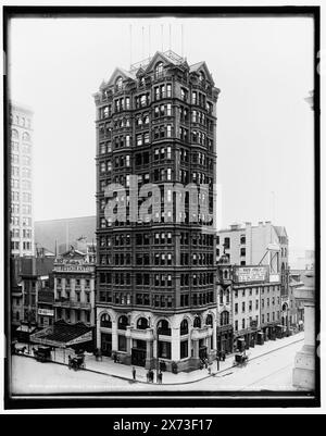 West End Trust Co Building, Philadelphia, Date based on Detroit, Catalogue J (1901)., corresponding Glass Transparency (SAME series code) available on videodisc frame 1A-29335., Detroit Publishing Co. N.. 011965., Gift; State Historical Society of Colorado; 1949, uffici. , Banche. , Stati Uniti, Pennsylvania, Filadelfia. Foto Stock