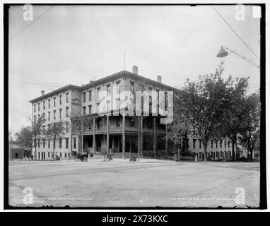 Van Ness House, Burlington, Vt., '1188' su negativo, corrispondente trasparenza vetro (con lo stesso codice di serie) disponibile su telaio videodisc 1A-29860., Detroit Publishing Co. N.. 016106., Gift; State Historical Society of Colorado; 1949, Alberghi. , Stati Uniti, Vermont, Burlington. Foto Stock