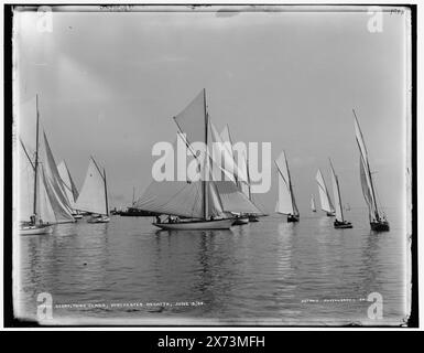 Inizio, terza classe, regata di Dorchester, Detroit Publishing Co. No 04959., Gift; State Historical Society of Colorado; 1949, Dorchester Yacht Club. , Yachts. , Yacht club. , Regate. Foto Stock