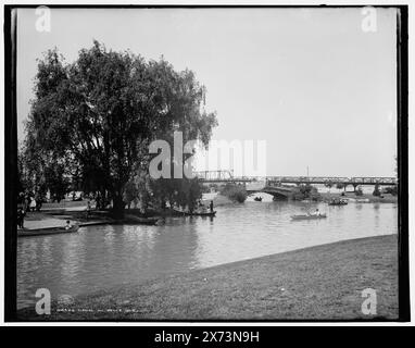 Canal on Belle Isle, Detroit Publishing Co. N. 016466., Gift; State Historical Society of Colorado; 1949, canali. , Ponti. , Parchi. , Stati Uniti, Michigan, Detroit. Foto Stock