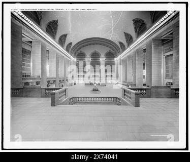 Atrio principale, Grand Central Terminal, N.Y. Central Lines, New York, Detroit Publishing Co. N. 072981., Gift; State Historical Society of Colorado; 1949, Railroad Stations. , Terrazze. , Stati Uniti, New York (Stato), New York. Foto Stock
