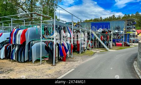 negozio ricambi auto per auto usate Foto Stock