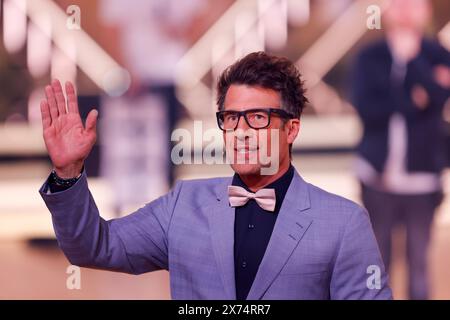 Colonia, Germania. 17 maggio 2024. Daniel Hartwich, presentatore, partecipa allo spettacolo di danza RTL "Let's Dance" al Coloneum. Nelle semifinali, le restanti quattro coppie di ballo balleranno per il titolo di "Dancing Star 2024" nell'undicesimo show regolare dal vivo. Credito: Thomas Banneyer/dpa/Alamy Live News Foto Stock