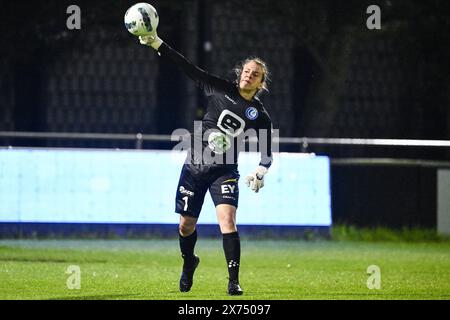 Gent, Belgio. 17 maggio 2024. Riet Maes, portiere delle signore di KAA Gent, raffigurato in azione durante una partita di calcio tra KAA Gent Ladies e Standard Femina, venerdì 17 maggio 2024 presso la Chillax Arena di Gent, il giorno 9 del play-off del gruppo A della competizione femminile della Super League. BELGA PHOTO TOM GOYVAERTS credito: Belga News Agency/Alamy Live News Foto Stock