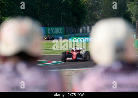 Imola, Italien. 17 maggio 2024. 17.05.2024, autodromo Enzo e Dino Ferrari, Imola, Gran Premio di Formula 1 Emilia Romagna 2024, nella foto Charles Leclerc (MCO), Scuderia Ferrari HP/dpa/Alamy Live News Foto Stock