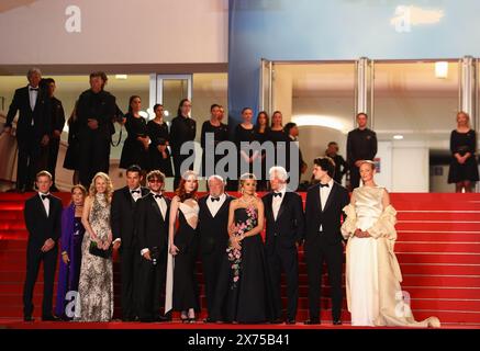 17 maggio 2024, Cannes, Costa azzurra, Francia: Scott Lastaiti, Luisa Law, Tiffany Boyle, ospite, Andrew Wonder, Taylor Jeanne, Paul Schrader, Penelope Mitchell, Alejandra Silva, Richard Gere, Homer James Jigme Gere e Uma Thurman partecipano alla prima proiezione "Oh, Canada" al 77° Festival annuale di Cannes al Palais des Festivals di Cannes, Francia (Credit Image: © Mickael Chavet/ZUMA Press Wire) SOLO USO EDITORIALE! Non per USO commerciale! Foto Stock