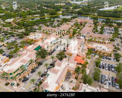 Weston, Florida, Stati Uniti d'America - 14 maggio 2024: Centro commerciale Weston Town Center, centro commerciale, contea di Broward, Florida Foto Stock