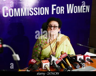 Nuova Delhi, India. 17 maggio 2024. NUOVA DELHI, INDIA - 17 MAGGIO: Il presidente dell'NCW Rekha Sharma si rivolge al personale dei media del suo ufficio per quanto riguarda la questione di Swati Maliwal il 17 maggio 2024 a nuova Delhi, India. (Foto di Vipin Kumar/Hindustan Times/Sipa USA) credito: SIPA USA/Alamy Live News Foto Stock