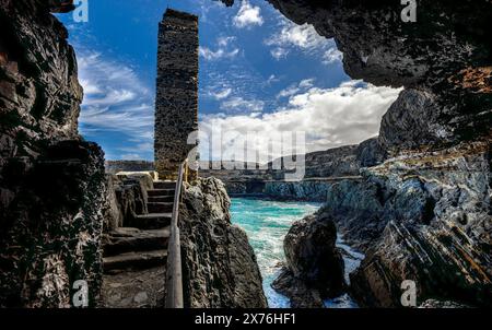 Incredibile vista panoramica dalle grotte di Ajuy, Fuerteventura, Spagna, mare, blu, orizzonte Foto Stock