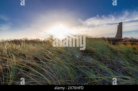 Fantastica alba sulla spiaggia del Mar Baltico, erba da spiaggia, Laboe, Schleswig Holstein, Germania Foto Stock