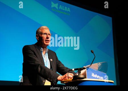 Lochgelly, Scozia, Regno Unito. 18 maggio 2024. Conferenza della campagna primaverile del Partito Alba tenutasi al Lochgelly Centre di Lochgelly, Fife. PIC; discorso di Kenny MacAskill MP incentrato sul salvataggio della raffineria di Grangemouth. Iain Masterton/Alamy Live News Foto Stock