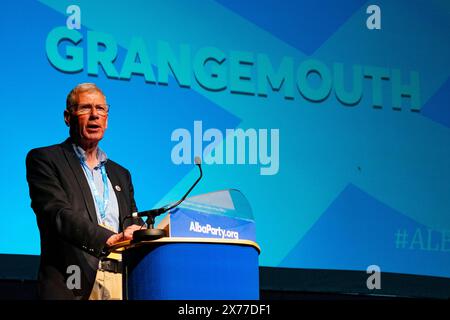 Lochgelly, Scozia, Regno Unito. 18 maggio 2024. Conferenza della campagna primaverile del Partito Alba tenutasi al Lochgelly Centre di Lochgelly, Fife. PIC; discorso di Kenny MacAskill MP incentrato sul salvataggio della raffineria di Grangemouth. Iain Masterton/Alamy Live News Foto Stock