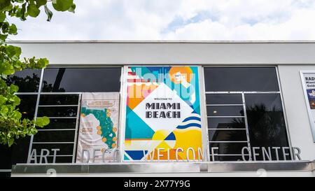 Miami Beach, Florida - 4 aprile 2024: Art Deco Welcome Center su Ocean Drive Foto Stock