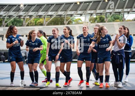 Parigi, Francia. 17 maggio 2024. Le giocatrici del Paris FC celebrano la vittoria dopo il campionato francese femminile, play-off, 3° posto partita di calcio tra il Paris FC e lo Stade de Reims il 17 maggio 2024 allo stadio Sébastien Charléty di Parigi, Francia - foto Antoine Massinon/A2M Sport Consulting/DPPI Credit: DPPI Media/Alamy Live News Foto Stock