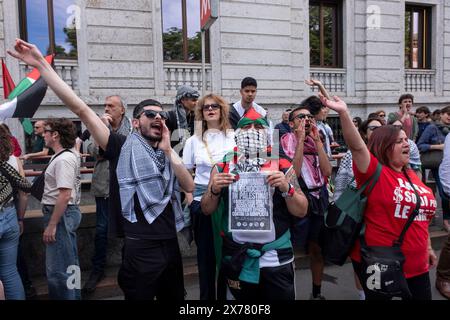 Milano, Italia. 18 maggio 2024. Via Palestro. Manifestazione libera Palestina. - Cronaca - Milano, Italia - sabato 18 maggio 2024 (foto Alessandro Cimma/Lapresse) via Palestro. Dimostrazione della Palestina libera. - Chronicle - Milano, Italia - sabato 18 maggio 2024 (foto Alessandro Cimma/Lapresse) crediti: LaPresse/Alamy Live News Foto Stock