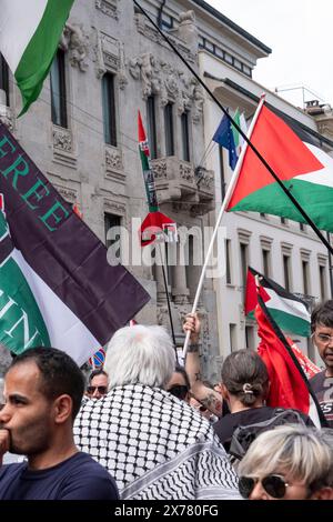 Milano, Italia. 18 maggio 2024. Via Palestro. Manifestazione libera Palestina. - Cronaca - Milano, Italia - sabato 18 maggio 2024 (foto Alessandro Cimma/Lapresse) via Palestro. Dimostrazione della Palestina libera. - Chronicle - Milano, Italia - sabato 18 maggio 2024 (foto Alessandro Cimma/Lapresse) crediti: LaPresse/Alamy Live News Foto Stock