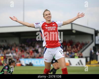 Borehamwood, Regno Unito. 18 maggio 2024. Borehamwood, Inghilterra, 18 maggio 2024: Vivianne Miedema (11 Arsenal) festeggia dopo aver segnato durante la partita Barclays fa Womens Super League tra Arsenal e Brighton e Hove Albion al Mangata Pay UK Stadium (Meadow Park) a Borehamwood, Inghilterra. (Jay Patel/SPP) credito: SPP Sport Press Photo. /Alamy Live News Foto Stock