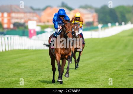 Newbury, Regno Unito, sabato 18 maggio 2024; Diamond Rain e il fantino William Buick vincono l'Haras de Bouquetot Fillies' Trial Stakes (elencato) per l'addestratore Charlie Appleby e il proprietario Godolphin. Crediti JTW equine Images / Alamy. Foto Stock