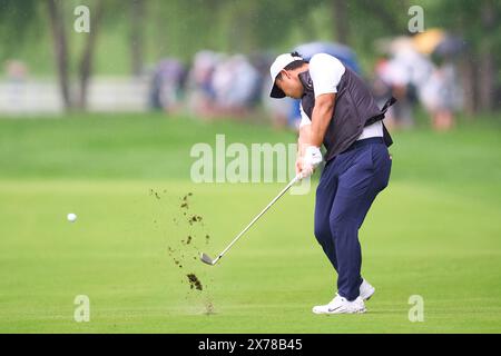 Kim Joo-hyung della Corea del Sud in azione durante la seconda giornata del campionato PGA 2024 al Valhalla Golf Club il 17 maggio 2024 a Louisville, Kentucky. Foto Stock