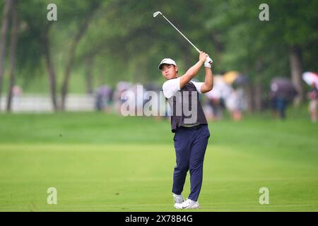 Kim Joo-hyung della Corea del Sud in azione durante la seconda giornata del campionato PGA 2024 al Valhalla Golf Club il 17 maggio 2024 a Louisville, Kentucky. Foto Stock