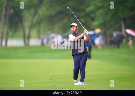 Kim Joo-hyung della Corea del Sud in azione durante la seconda giornata del campionato PGA 2024 al Valhalla Golf Club il 17 maggio 2024 a Louisville, Kentucky. Foto Stock