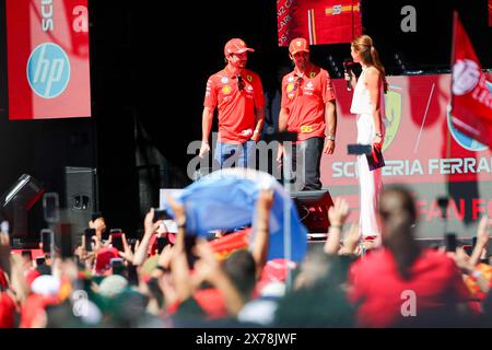 Imola, Bo, ITALIA. 18 maggio 2024. Charles Leclerc (MON) - Scuderia Ferrari - Ferrari SF-24 - Ferrar Carlos Sainz Jr. (ESP) - Scuderia Ferrari - Ferrari SF-24 - Ferrari.sul palco a Fanzone.durante le CROCIERE MSC DI FORMULA 1 GRAN PREMIO DEL MADE IN ITALY e DELl'EMILIA-ROMAGNA 2 autodromo Enzo e Dino Ferrari, Imola (BO) Italia (Credit Image: © Alessio De Marco/ZUMA Press Wire) SOLO PER USO EDITORIALE! Non per USO commerciale! Foto Stock